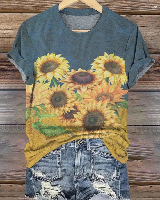 Retro  Ukrainian Sunflower Stand With Ukraine Art Pattern Casual T Shirt