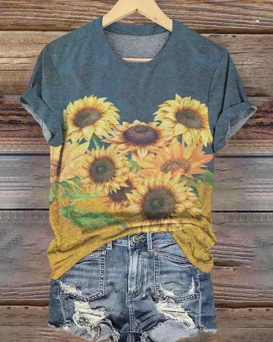 Retro  Ukrainian Sunflower Stand With Ukraine Art Pattern Casual T Shirt