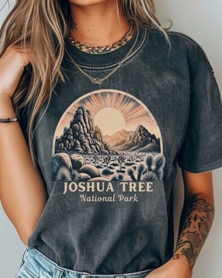 Joshua Tree National Park Hiking Gift T-shirt