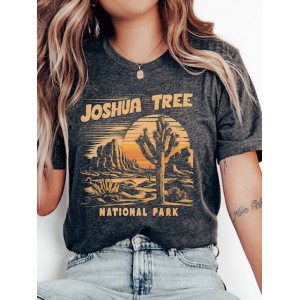 Vintage Joshua Tree National Park Hiking Gift T-shirt